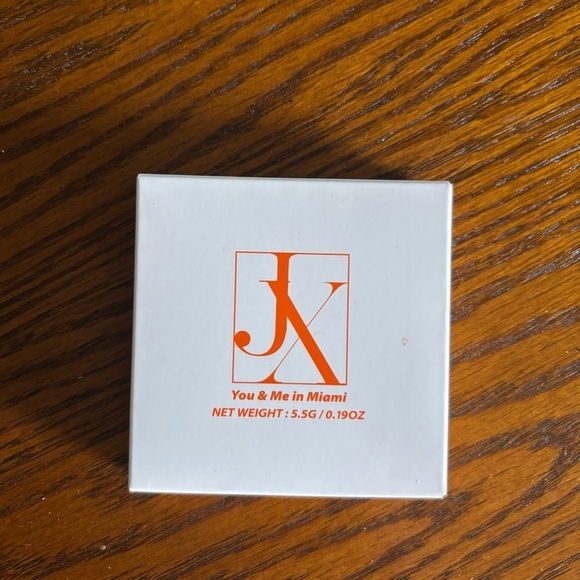 NIB JX Just Ximena You & Me In Miami 5.5g/0.19oz Eyeshadow Palette - Picture 5 of 6